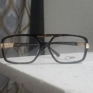Caval Frames